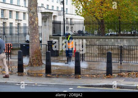 Jet lavant la chaussée, westminster, londres, royaume-uni Banque D'Images