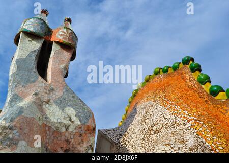 Casa Batllo, toit et cheminée, célèbre bâtiment de Gaudi, Barcelone, Espagne Banque D'Images