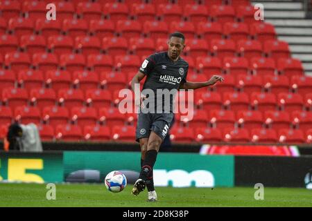 Ethan Pinnock (5) de Brentford pendant le match Banque D'Images