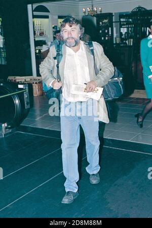 L'acteur américain Robert de Niro revenant du Pakistan en route vers Los Angeles 1997 Banque D'Images