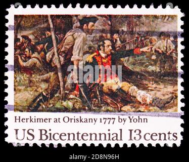 MOSCOU, RUSSIE - 8 OCTOBRE 2020: Timbre-poste imprimé aux États-Unis montre Herkimer à Oriskany, par Frederick Yohn, American Bicentennial issue: B Banque D'Images