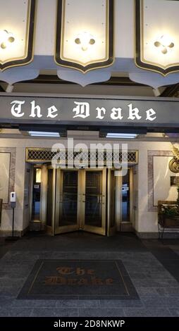 The Drake, a Hilton Hotel, 140 East Walton place, Chicago, Illinois, est un hôtel de luxe à services complets, situé au centre-ville, du côté du lac du Michigan Banque D'Images
