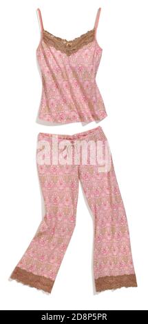 ensemble de pyjama en dentelle rose et marron avec caraco et pantalon photographié sur fond blanc Banque D'Images