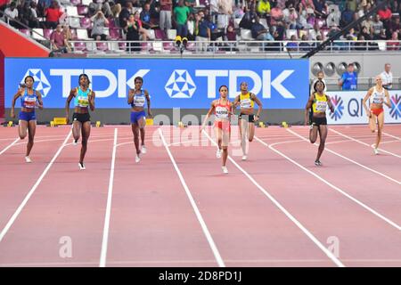 Salwa Eid Naser (or), Shaunae Miller-Uibo (argent), Shericka Jackson (bronze). 400 mètres femmes. Championnats du monde d'athlétisme de l'IAAF, Doha 2019 Banque D'Images