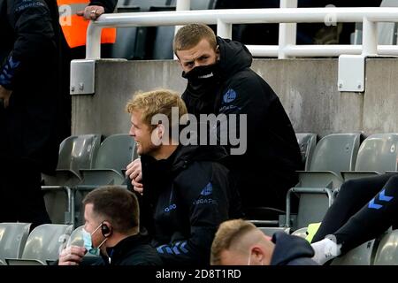 Jordan Pickford, gardien de but d'Everton, se trouve dans les tribunes avant le lancement du match de la Premier League à St James' Park, à Newcastle. Banque D'Images