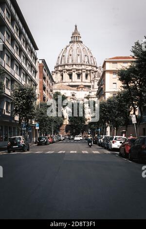 Allée de la Cité du Vatican à Rome, Italie. Banque D'Images