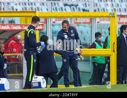 Entraîneur en chef du FC Marco Giampaolo de Turin et entraîneur en chef de SS Lazio Simone Inzaghi pendant la série UN match de 2020/21 entre le FC de Turin contre SS Lazio au stade Olimpico Grande de Turin, Turin, Italie le 01 novembre 2020 - photo Fabrizio Carabelli crédit: LM/Fabrizio Carabelli/Alamy Live News Banque D'Images