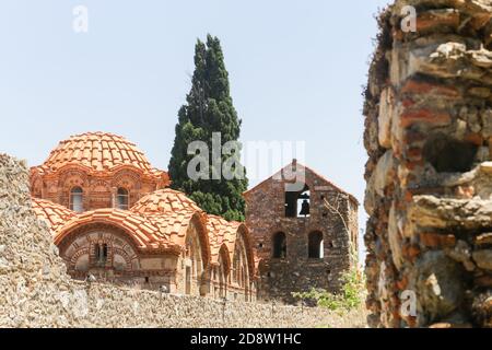 La ville médiévale abandonnée de Mystras, Péloponnèse, Grèce Banque D'Images