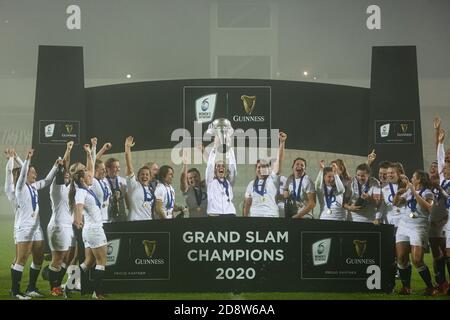 Parme, Italie. parme 2020, Italie, Sergio Lanfranchi Stadium, 01 novembre 2020, Angleterre fêtez la victoire dans les six Nations 2020 pendant les femmes 2020 - Italie contre Angleterre - Rugby six Nations Match - Credit: LM/Massimiliano Carnabuci Credit: Massimiano Carnabuci/LPS/ZUMA Wire/Alay Live News Banque D'Images