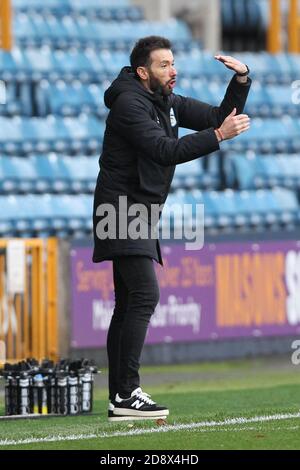 Londres, Royaume-Uni. 1er novembre 2020. Carlos Corberán, directeur de la ville de Huddersfield, lors du match de championnat EFL Sky Bet entre Millwall et Huddersfield Town à la Den, Londres, Angleterre, le 31 octobre 2020. Photo de Ken Sparks. Utilisation éditoriale uniquement, licence requise pour une utilisation commerciale. Aucune utilisation dans les Paris, les jeux ou les publications d'un seul club/ligue/joueur. Crédit : UK Sports pics Ltd/Alay Live News Banque D'Images