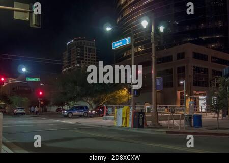 Centre-ville de Phoenix, Arizona, États-Unis la nuit Banque D'Images