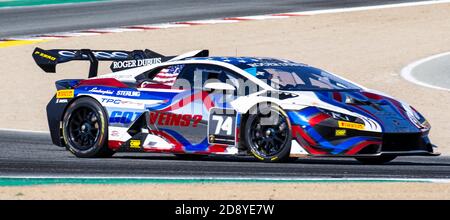 Monterey, Californie, États-Unis. 01 2020 nov Monterey, CA, États-Unis # 74 DriverT. Kerr sort du 5 e tour lors du Championnat de voitures de sport Hyundai Monterey Lamborghini/Trofeo Q2 à WeatherTech Laguna Seca Monterey, CA Thurman James/CSM crédit: CAL Sport Media/Alay Live News Banque D'Images