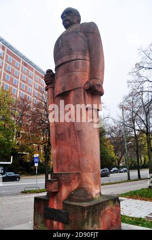 Statue de Bismarck Denkmal ou fourrure de Denkmal Furst Otto von Bismarck Monument pour les Allemands et les voyageurs étrangers visite Boschbrucke Brigde à Mun Banque D'Images