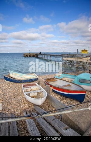 l'ancien quai de totland dans la baie de totland sur le île de wight Banque D'Images