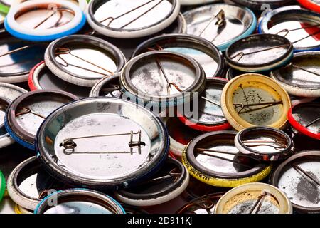 Collection d'anciens badges publicitaires Banque D'Images