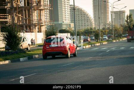 Batumi. Géorgie - 14 octobre 2020 : Ford Fiesta dans les rues de Batumi Banque D'Images