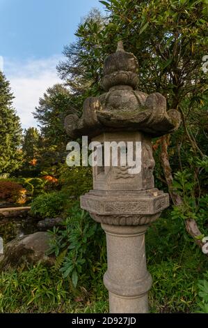 Pagode du bouddhisme dans le jardin japonais de Kubota Banque D'Images