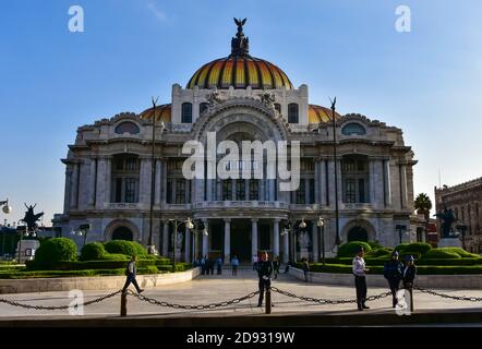 Palacio de Bellas Artes est le centre culturel de premier plan Mexico Banque D'Images