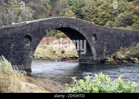 Clachan Bridge (Pont sur l'Atlantique), à l'île de Seil, Ecosse Banque D'Images