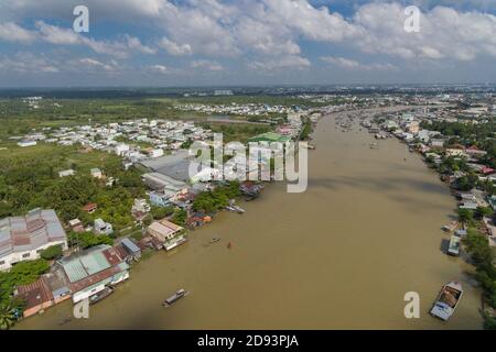 CAN Tho quatrième plus grande ville du Vietnam, plus grande ville du delta du Mékong en Asie vue photo d'un drone aérien Banque D'Images