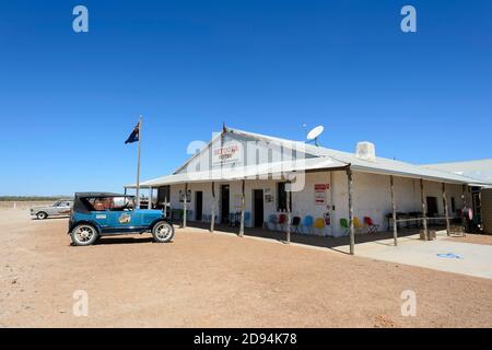 Le Betoota Hotel est un ancien pub de l'Outback renommé dans la ville fantôme de Betoota, Diamantina Shire, Queensland, Queensland, Australie Banque D'Images