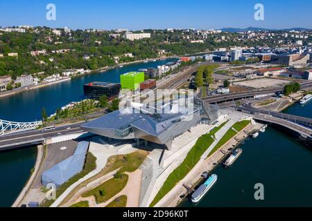 Lyon (centre-est de la France), quartier de la Confluence, à l'extrémité sud de la péninsule: Construction du musée "Musée des Confluences", design Banque D'Images