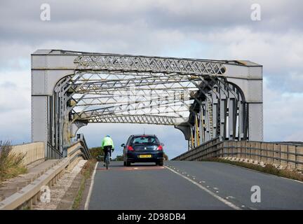 Carlton New Bridge, qui traverse la rivière aire A1041, près de Snaith, dans le North Yorkshire, Angleterre Banque D'Images