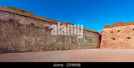 Remparts vus de l'intérieur de la forteresse d'Ehrenbreitstein, Koblenz, vallée du Haut-Rhin moyen (classée au patrimoine mondial de l'UNESCO, 2002), Rhénanie-Palatinat, Banque D'Images