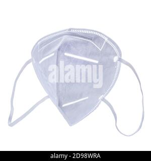 Blanc masque médical de protection respiratoire coronavirus isoler sur fond blanc masque médical un masque médical de protection KN-95 isolé sur fond blanc. Préc Banque D'Images