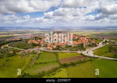 Castelo Rodrigo drone vue aérienne village paysage, au Portugal Banque D'Images