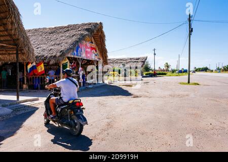 Parador El Peñón del Fraile, zone de la station-service. Vía Blanca km 52, Santa Cruz del Norte. Mayabeque, Cuba, Amérique latine et Caraïbes Banque D'Images