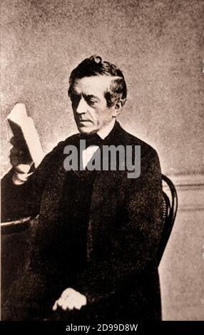 DAVID FRIEDRICH STRAUSS ( 1808 - 1874 ) , philosophe allemand , écrivain de livre ' la vie de Jésus Christ ' ( la vita di Gesù ) , professeur de Georg Wilhelm Friederich HEGEL ( 1770 - 1831 ) et de Karl MARX ( 1818 - 1883 ). - FILOSOFO - FILOSOFIA - POLITICA - POLITIQUE - POLITICO ECONOMISTA COMUNISMO SOCIALISMO - PHILOSOPHIE - PHILOSOPHE - COMMUNISME - SOCIALISME - SOCIALISTE - COMMUNISTE - ARCHIVIO GBB Banque D'Images