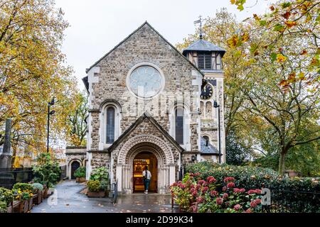 Vieille église St Pancras, église paroissiale d'Angleterre à Somers Town, Londres, Royaume-Uni Banque D'Images