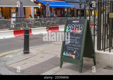 Le restaurant honnête Burgers dans les rues de Soho en journée. Concentrez-vous sur l'analyseur. Londres Banque D'Images