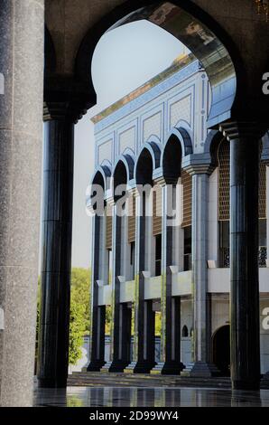 conception moderne de la mosquée brunei jame asr hassanil bolkiah Banque D'Images
