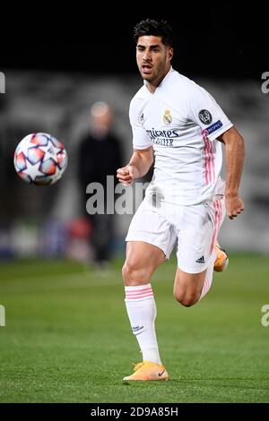 Madrid, Espagne - 03 novembre 2020 : Marco Asensio du Real Madrid CF en action pendant le match de football du groupe B de la Ligue des Champions entre le Real Madrid CF et le FC Internazionale. Le Real Madrid CF a remporté 3-2 au-dessus du FC Internazionale. Credit: Nicolò Campo/Alay Live News Banque D'Images