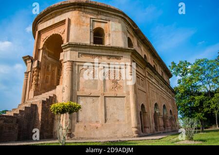 Le ranch ghar sibsagar assam est un bâtiment à deux étages qui servait autrefois de pavillon sportif royal Banque D'Images