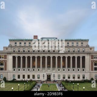 NEW YORK, États-Unis - 26 septembre 2015 : l'université Columbia de New York, une école de la Ligue Ivy. Banque D'Images