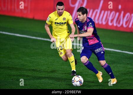 Moi Gomez de Villarreal CF, Pablo Hervias de Real Valladolid Banque D'Images