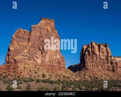 Monument de l'indépendance, sentier du Monument Canyon, monument national du Colorado près de Grand Junction, Colorado. Banque D'Images