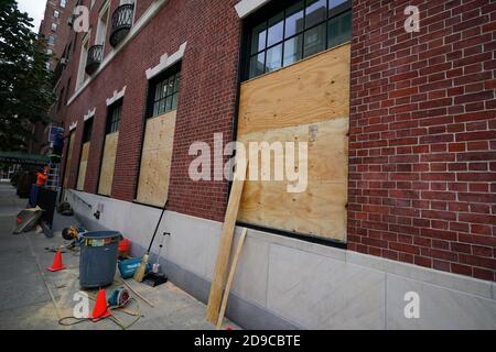 Un Apple Store embarqué le long de Madison Avenue à New York. Banque D'Images