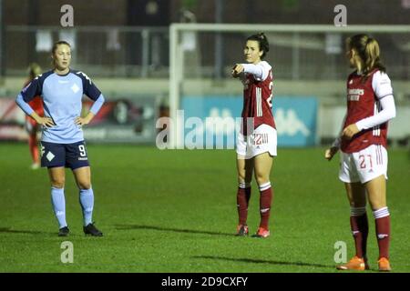 Dartford, Royaume-Uni. 1er novembre 2020. Viktoria Schnaderbeck (Arsenal) gestes pendant le match de la coupe de Super League féminine de la FA entre London City et Arsenal à Princes Park à Dartford. FEDERICO GUERRA MARANESI/SPP crédit: SPP Sport Press photo. /Alamy Live News Banque D'Images