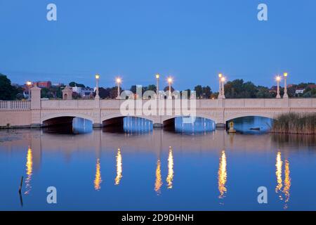 Géographie / Voyage, Allemagne, Mecklenburg-Ouest Pomerania, Schwerin, Palace Bridge, Additional-Rights-Clearance-Info-non-disponible Banque D'Images