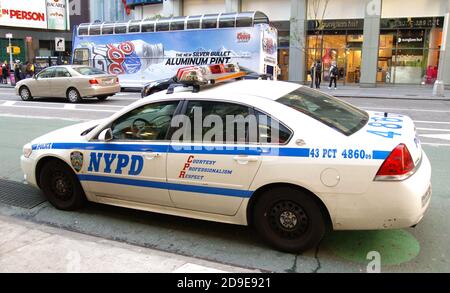 Voiture de patrouille NYPD - New York Banque D'Images