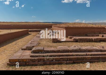 Site archéologique de Pumapunku, Tiwanaku ou Towanacu , Altiplano, Municipalité la Paz, Bolivie, Amérique latine Banque D'Images