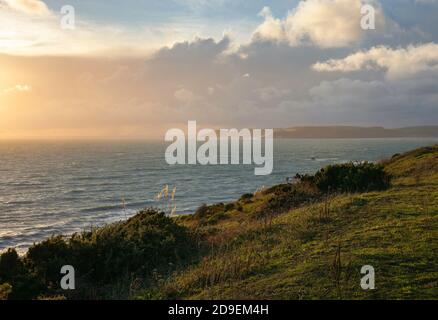 Vue vers Rame Head depuis Wembury près de Plymouth, Devon, Angleterre. Banque D'Images