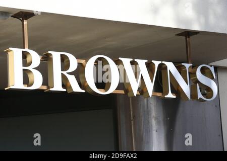 Panneau du restaurant Browns, Kingston upon Thames, Surrey Banque D'Images