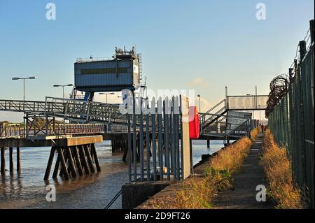 Fermeture du port de ferry de Roro, qui appartenait et était exploité par Associated British ports (ABP) à Fleetwood Banque D'Images