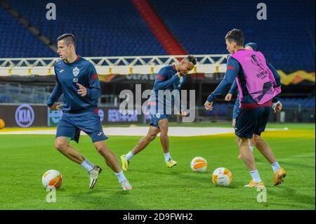 ROTTERDAM, PAYS-BAS - NOVEMBRE 05 : vue générale de la formation du CSKA Moskou à de Kuip lors d'une session de formation avant le match de l'UEFA Europa League entre Feyenoord et CSKA Moscou le 22 octobre 2020 à Rotterdam, pays-Bas (photo de Yannick Verhoeven/Orange Pictures) Banque D'Images