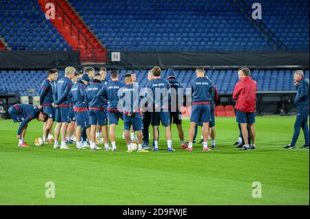 ROTTERDAM, PAYS-BAS - NOVEMBRE 05 : vue générale de la formation du CSKA Moskou à de Kuip lors d'une session de formation avant le match de l'UEFA Europa League entre Feyenoord et CSKA Moscou le 22 octobre 2020 à Rotterdam, pays-Bas (photo de Yannick Verhoeven/Orange Pictures) Banque D'Images